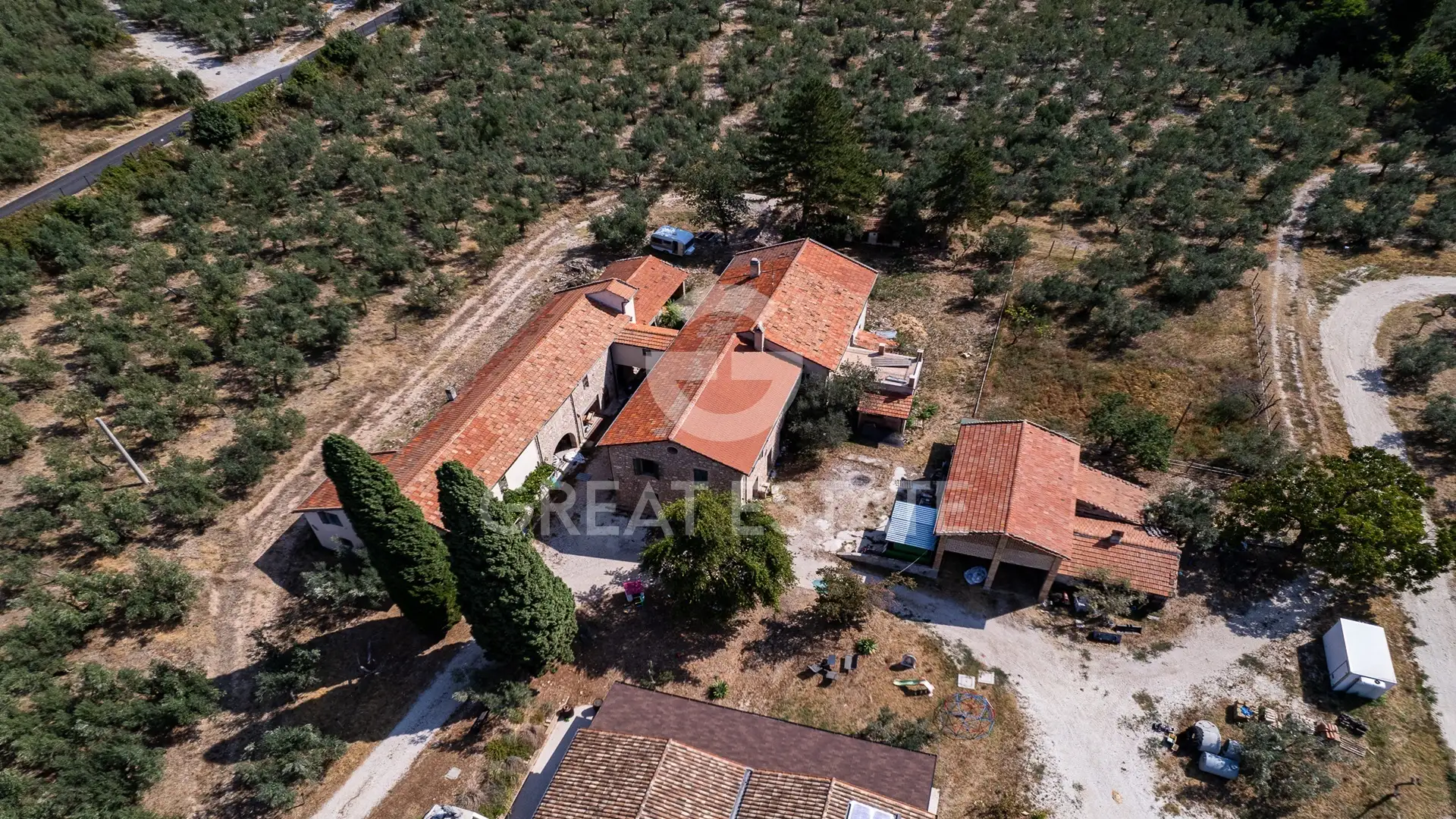 Дом 1722м² в Италии, Перуджа. Стоимостью 2450000€ аренда фото-5