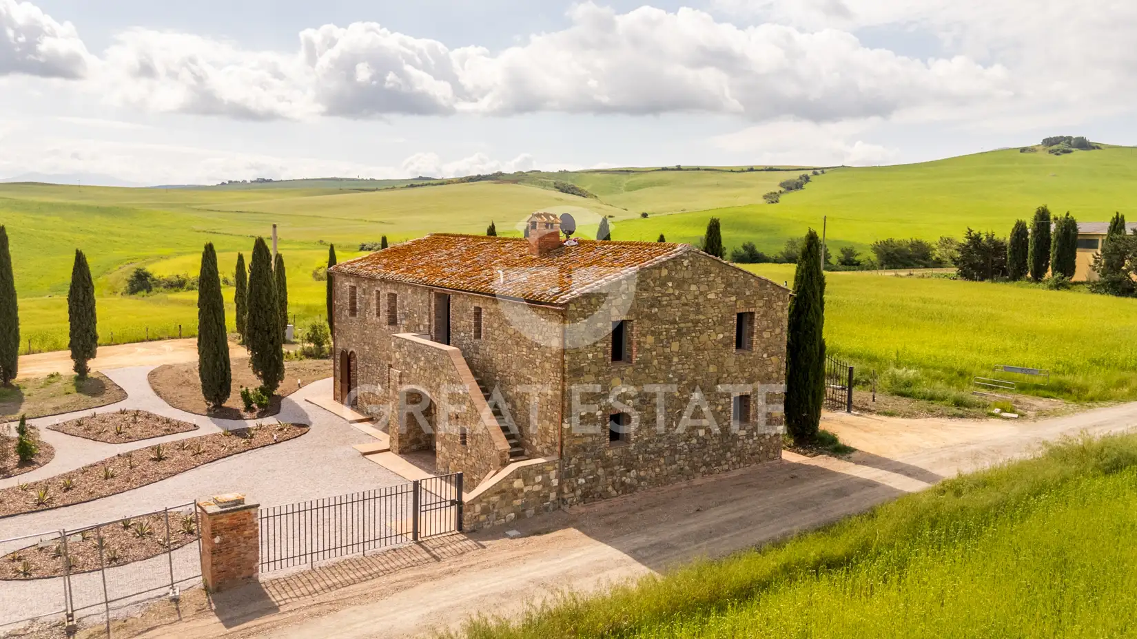 Дом 500м² в Италии, Сиена. Стоимостью 1290000€ аренда фото-1