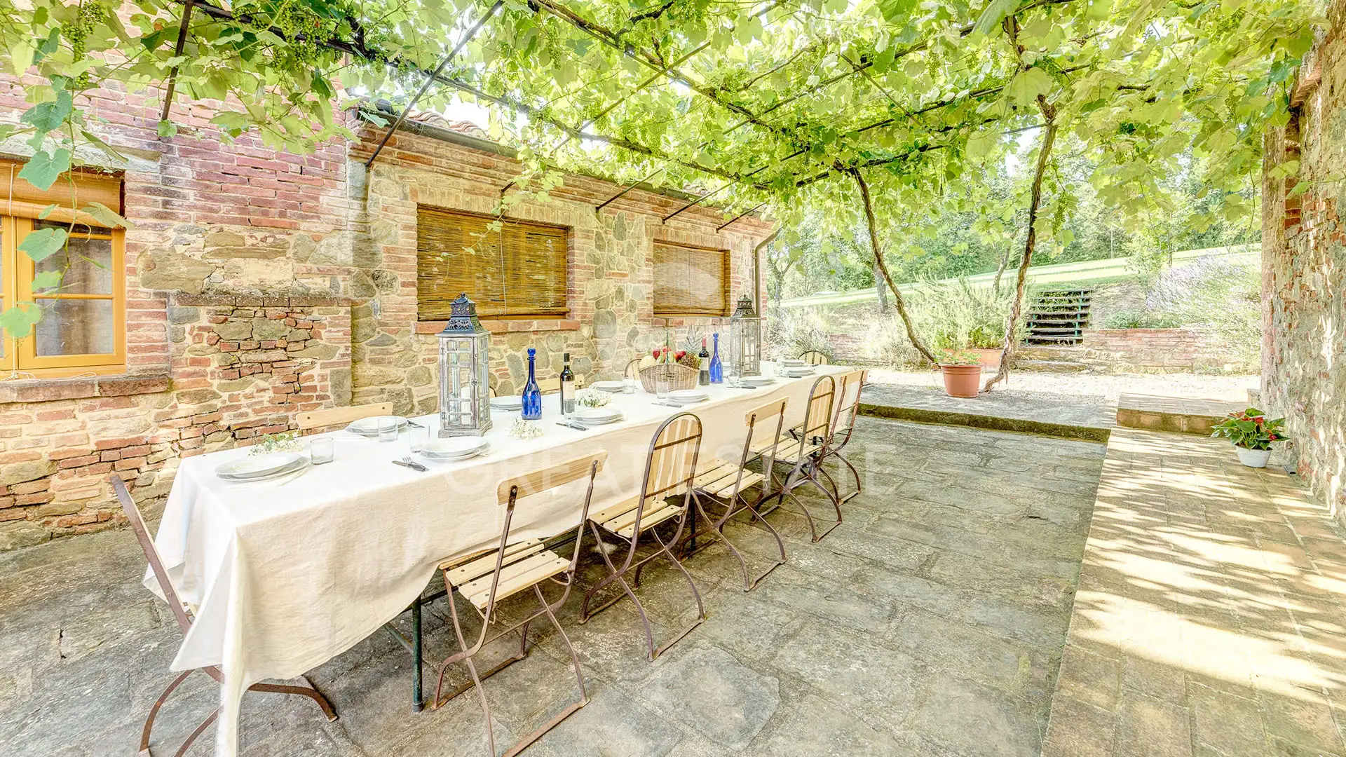 Дом 680м² в Италии, Ареццо. Стоимостью 1900000€ аренда фото-11