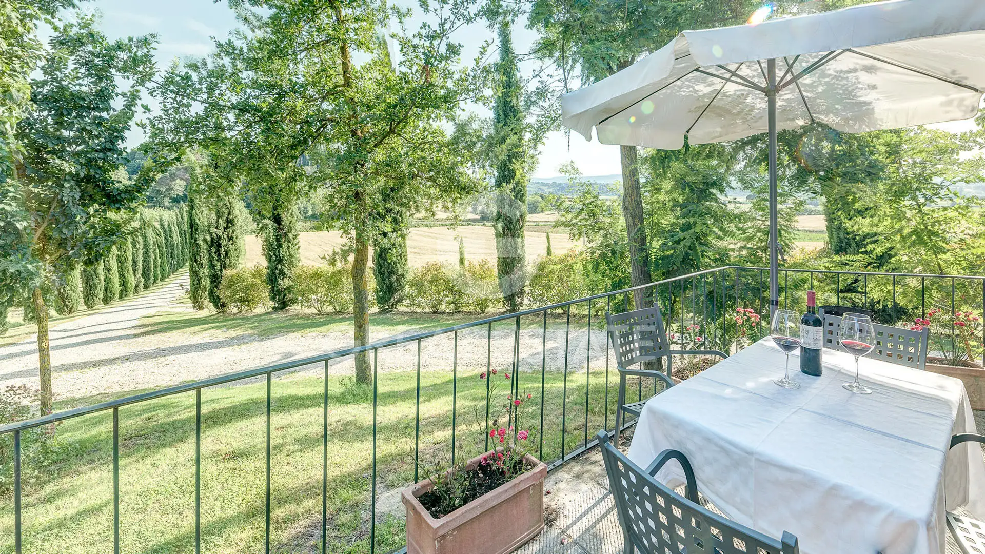Дом 680м² в Италии, Ареццо. Стоимостью 1900000€ аренда фото-13