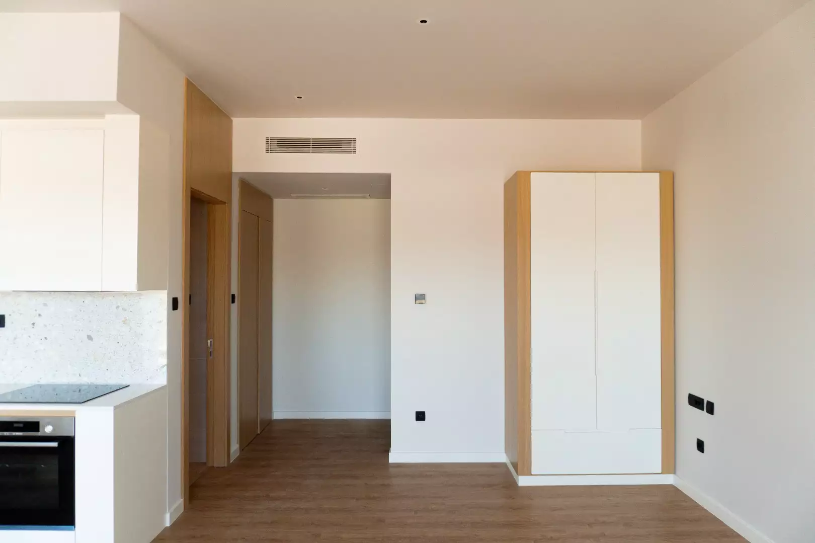 Квартира 62м² в Черногории, Тиват. Стоимостью 475000€ аренда фото-8