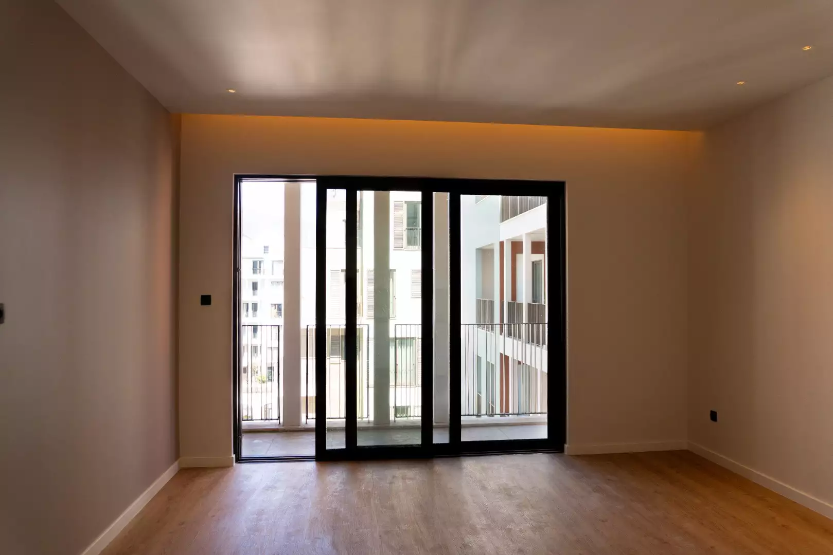 Квартира 56м² в Черногории, Тиват. Стоимостью 500000€ аренда фото-1