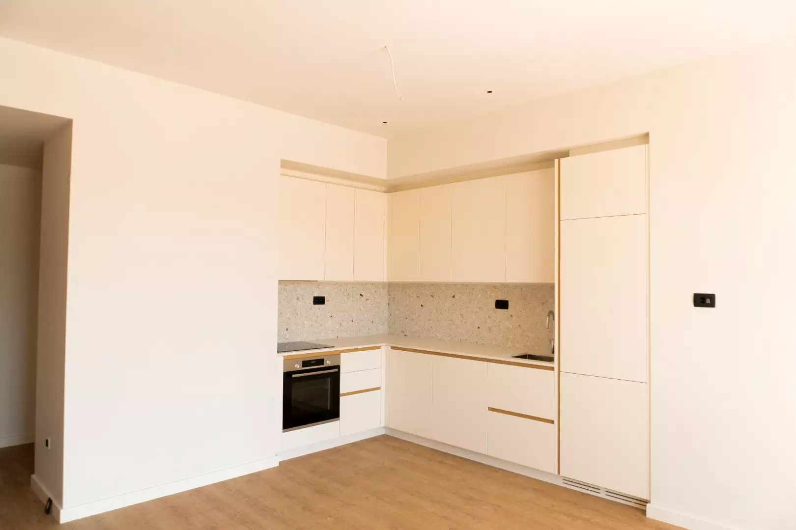 Квартира 89м² в Черногории, Тиват. Стоимостью 700000€ аренда фото-2