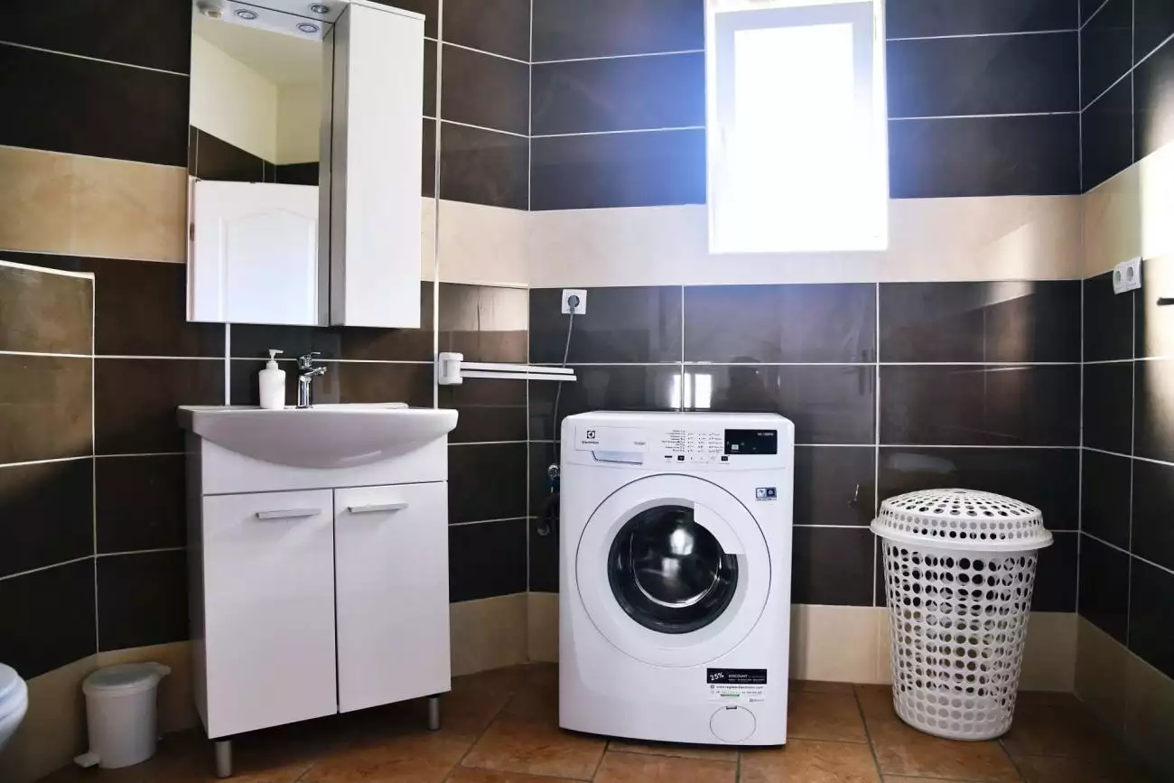 Отель, гостиница 456м² в Хорватии, Малинска. Стоимостью 1200000€ аренда фото-6