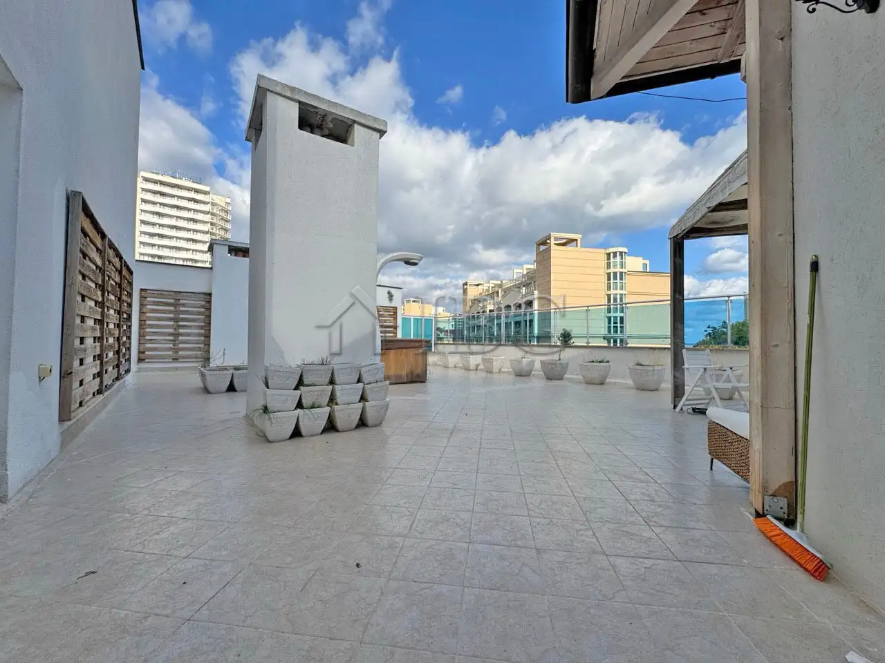 Квартира 361м² в Болгарии, Солнечный берег. Стоимостью 200000€ аренда фото-4