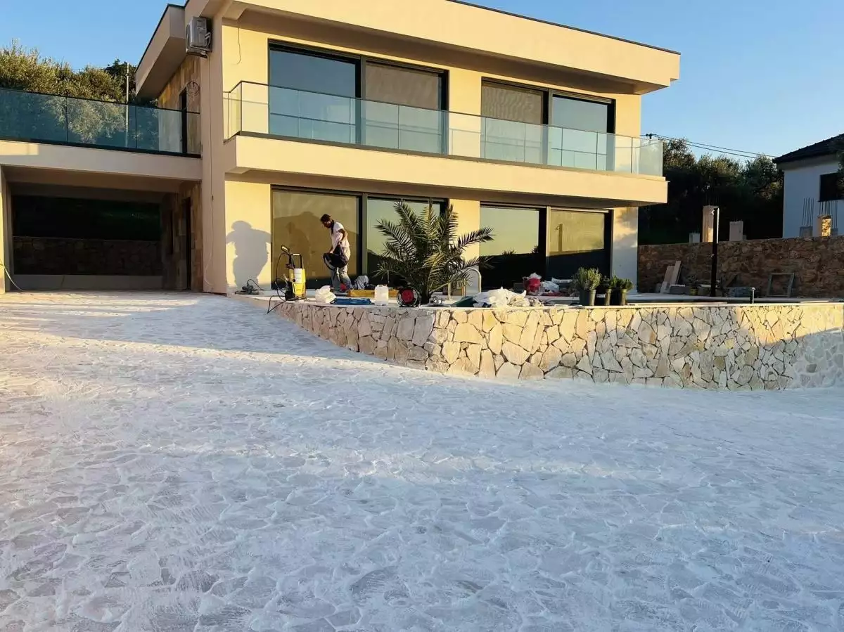 Дом 180м² в Черногории, Зальево. Стоимостью 400000€ аренда фото-1
