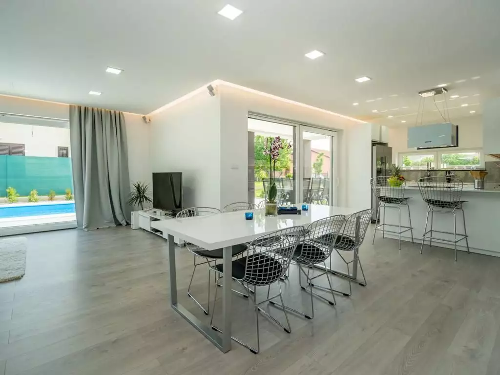 Вилла 176м² в Хорватии, Лабин. Стоимостью 650000€ аренда фото-8