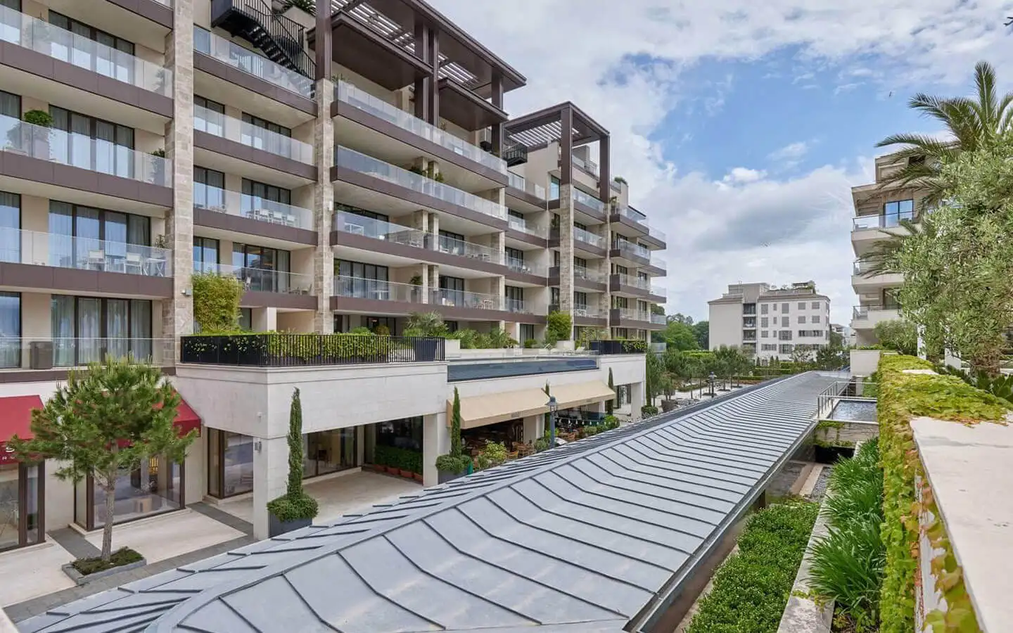 Квартира 193м² в Черногории, Тиват. Стоимостью 1545000€ аренда фото-2