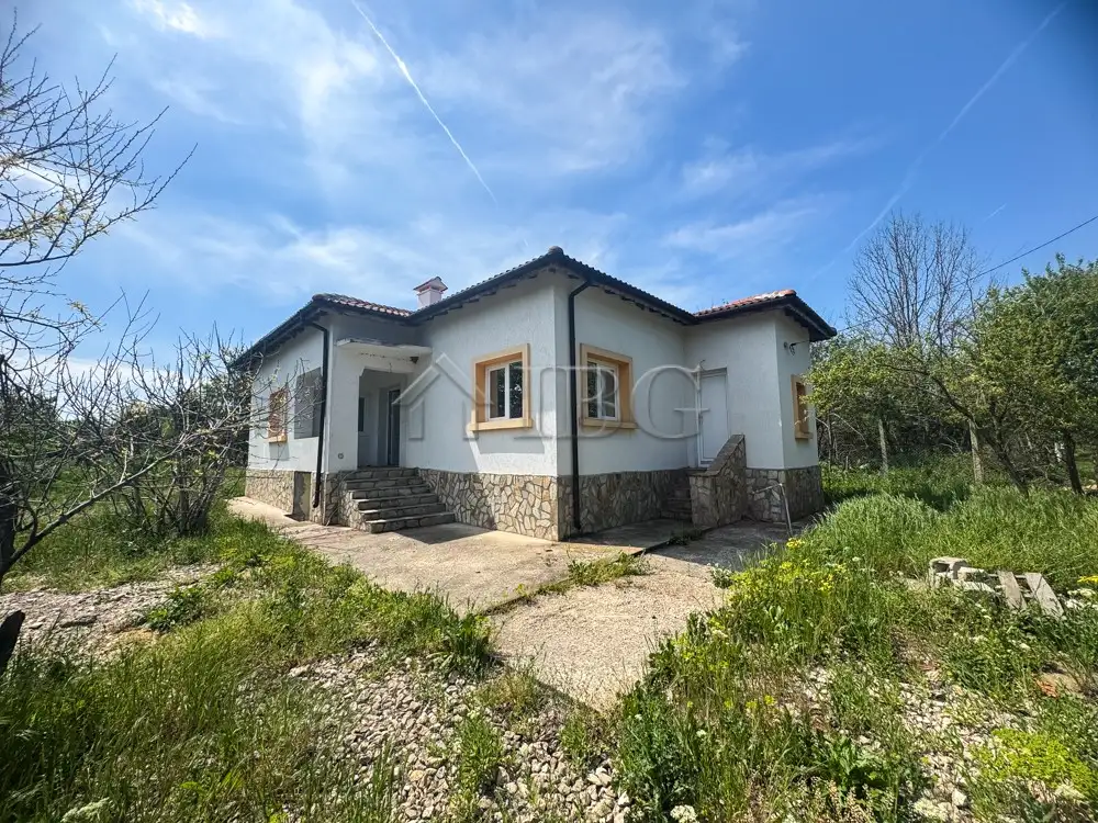 Дом 100м² в Болгарии, Дуранкулак. Стоимостью 89000€ аренда фото-1
