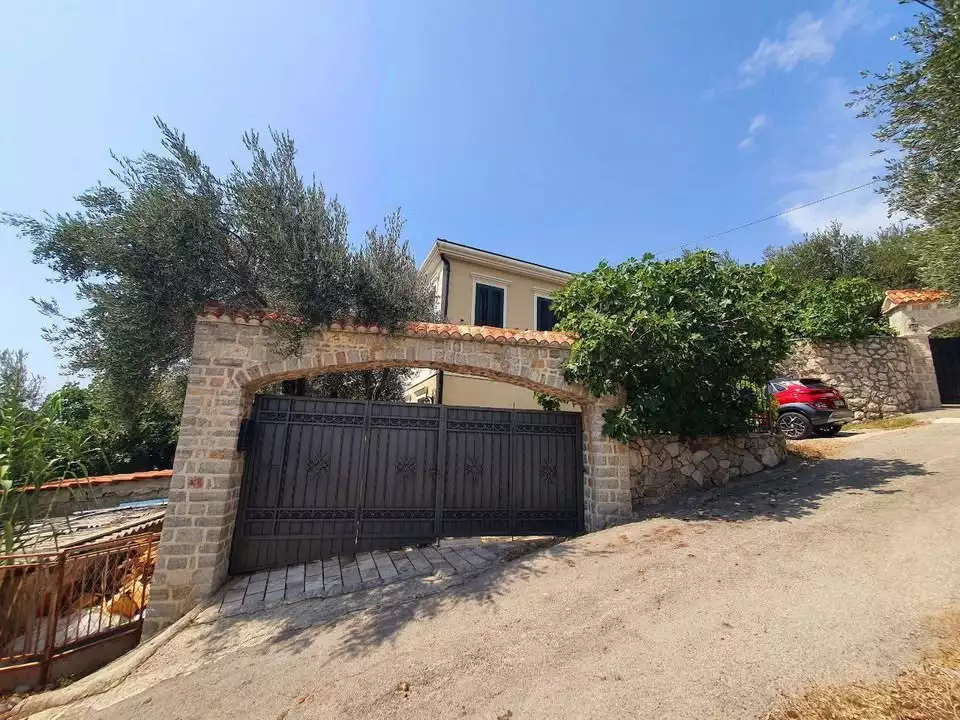 Дом 112м² в Черногории, Петровац. Стоимостью 295000€ аренда фото-2