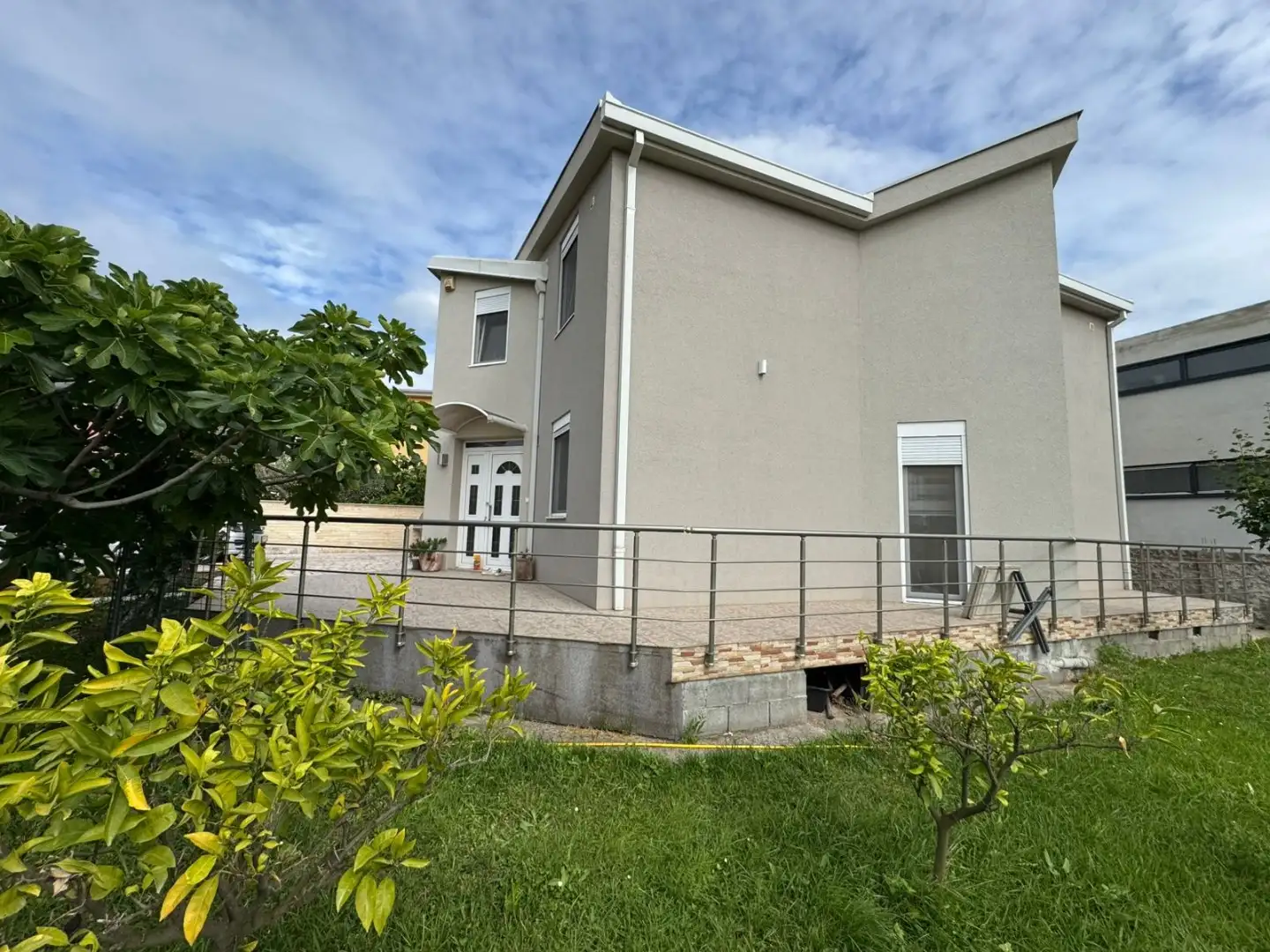 Дом 153м² в Черногории, Бар. Стоимостью 300000€ аренда фото-2