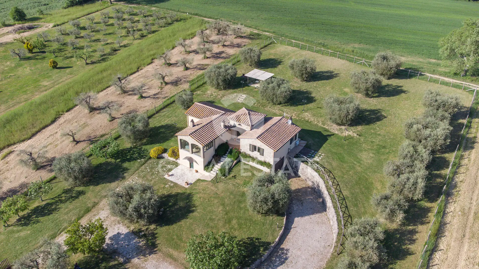Дом 270м² в Италии, Терни. Стоимостью 455000€ аренда фото-13
