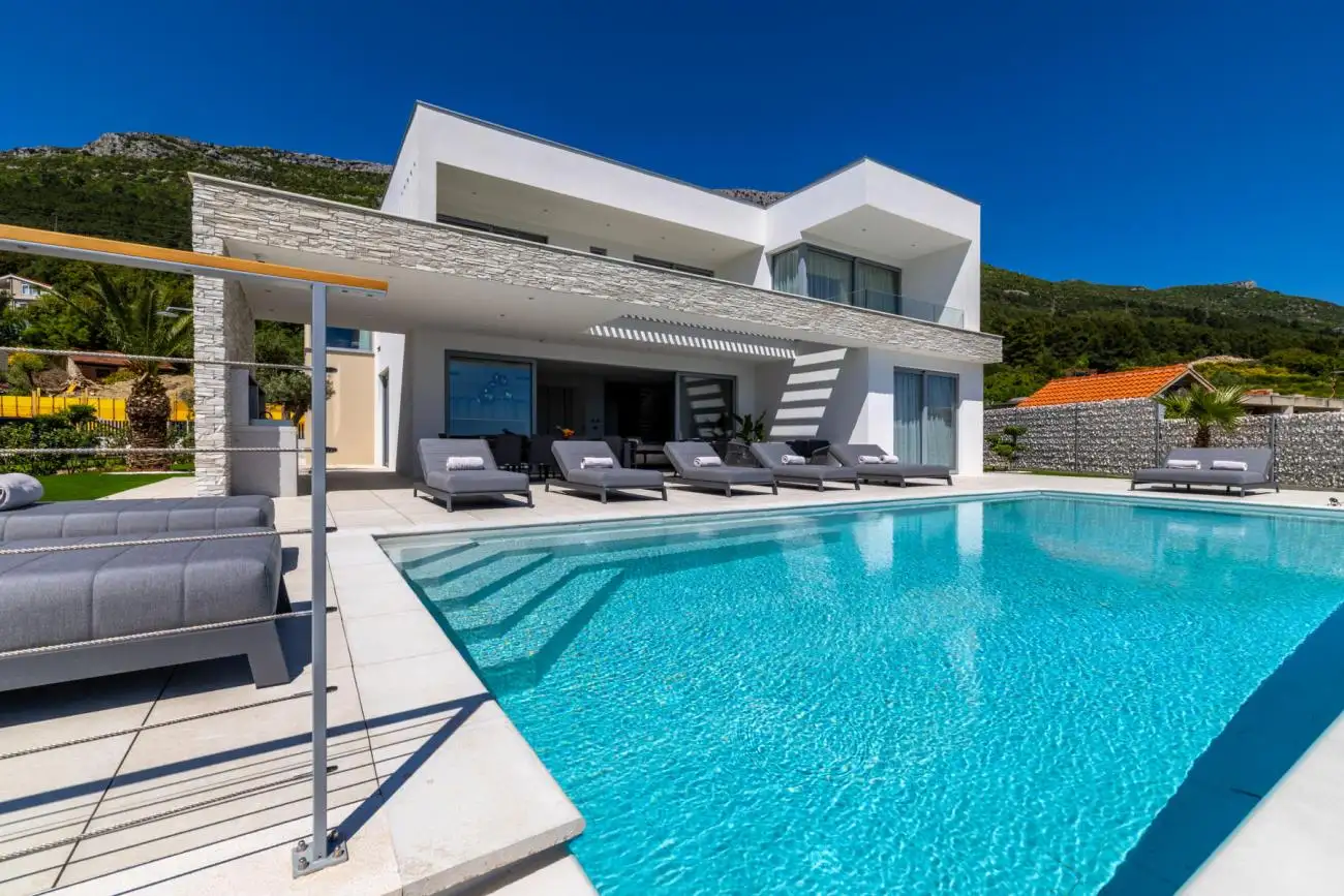 Вилла 330м² в Хорватии, Сплит. Стоимостью 2480000€ аренда фото-13