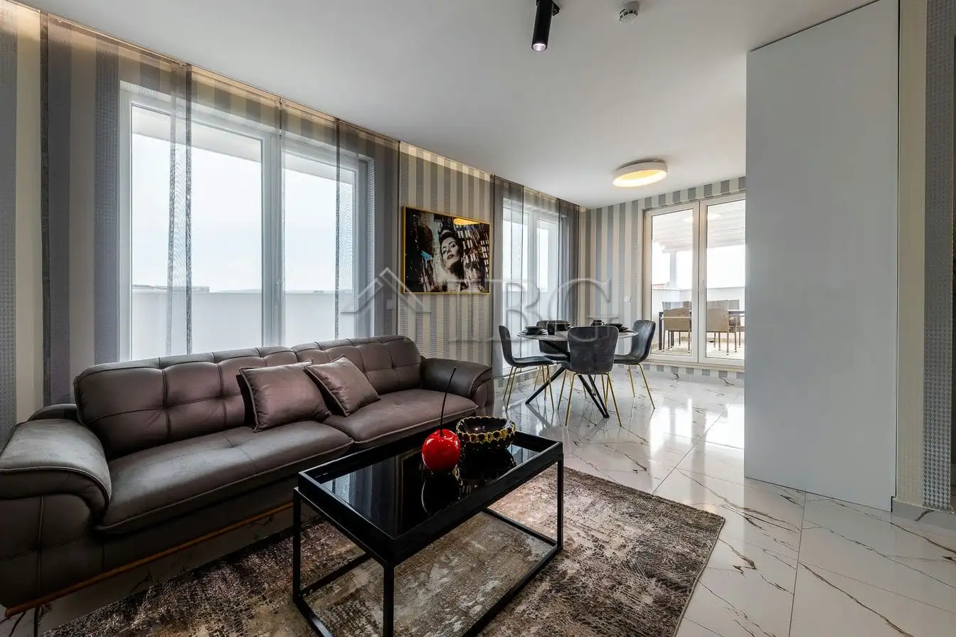 Квартира 102м² в Болгарии, Солнечный берег. Стоимостью 165000€ аренда фото-1