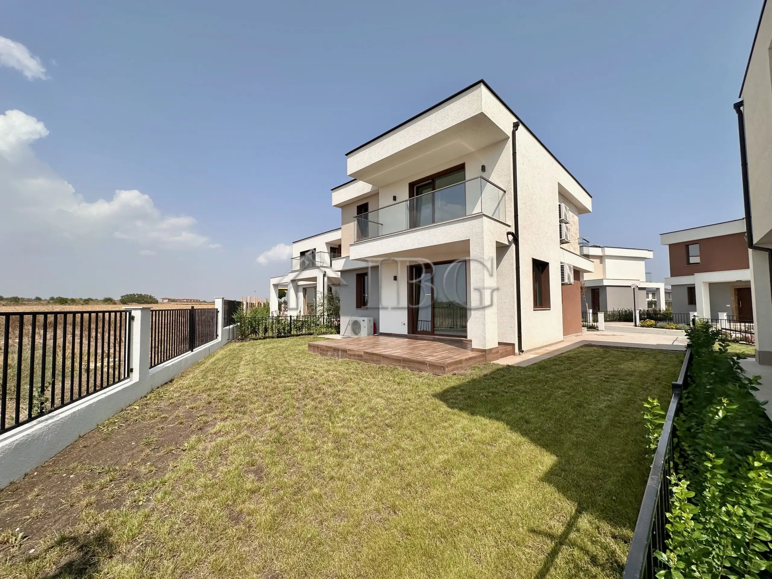 Дом 142м² в Болгарии, Поморие. Стоимостью 259900€ аренда фото-8