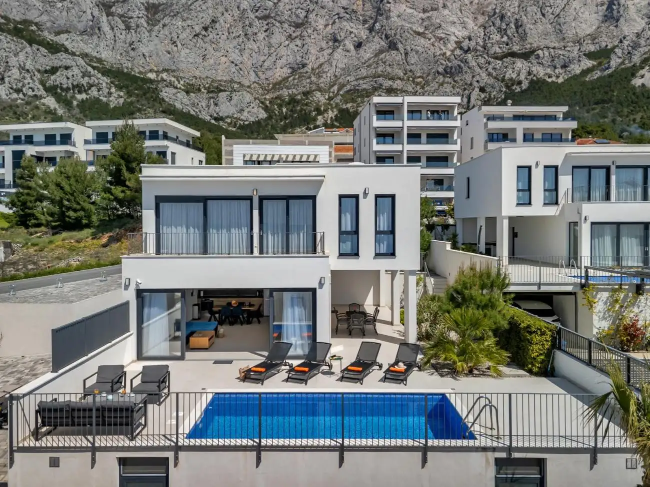 Вилла 220м² в Хорватии, Макарска. Стоимостью 1400000€ аренда фото-4