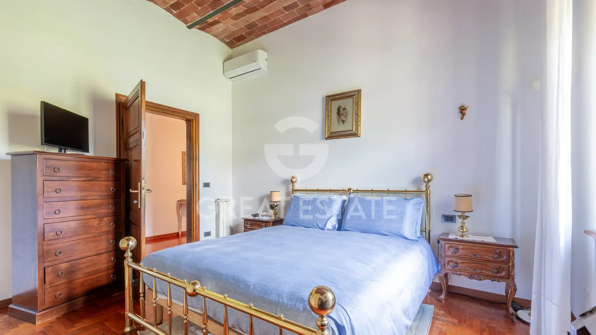 Дом 645м² в Италии, Сиена. Стоимостью 2100000€ аренда фото-13