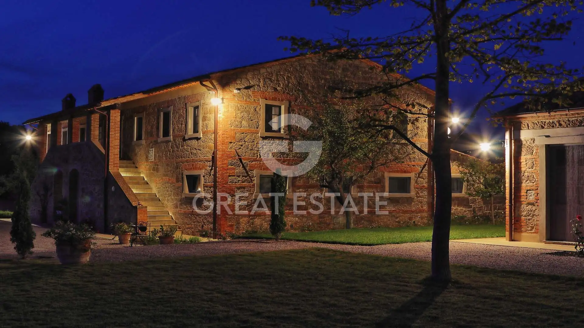 Дом 593м² в Италии, Сиена. Стоимостью 1490000€ аренда фото-8