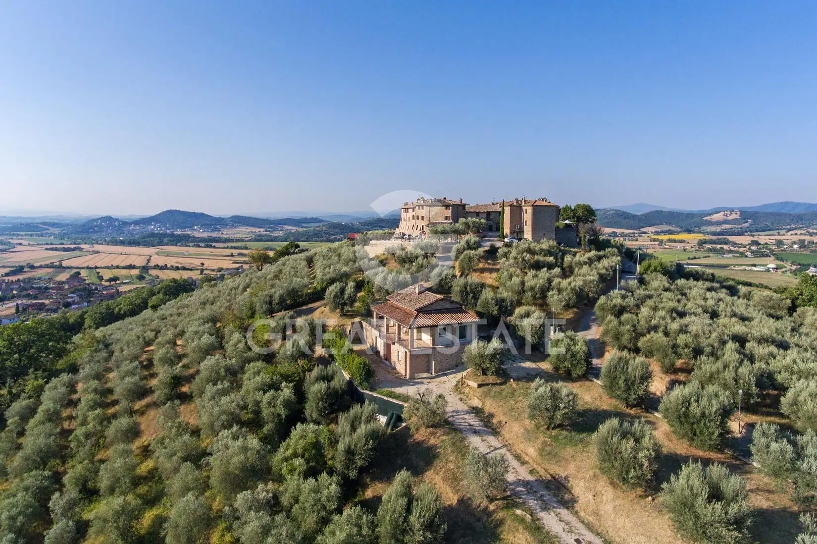 Дом 210м² в Италии, Перуджа. Стоимостью 550000€ аренда фото-5