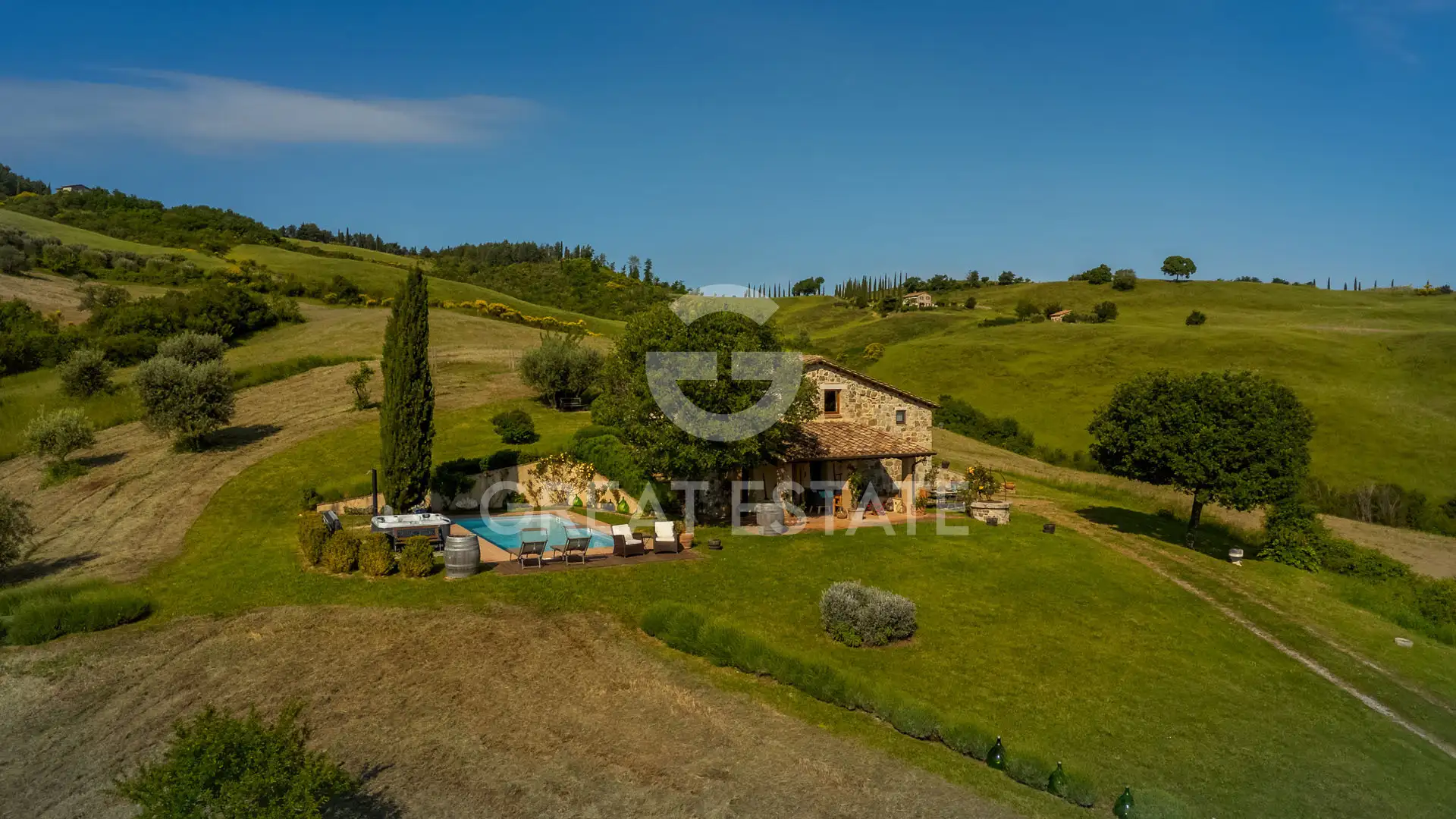 Дом 216м² в Италии, Сиена. Стоимостью 890000€ аренда фото-4