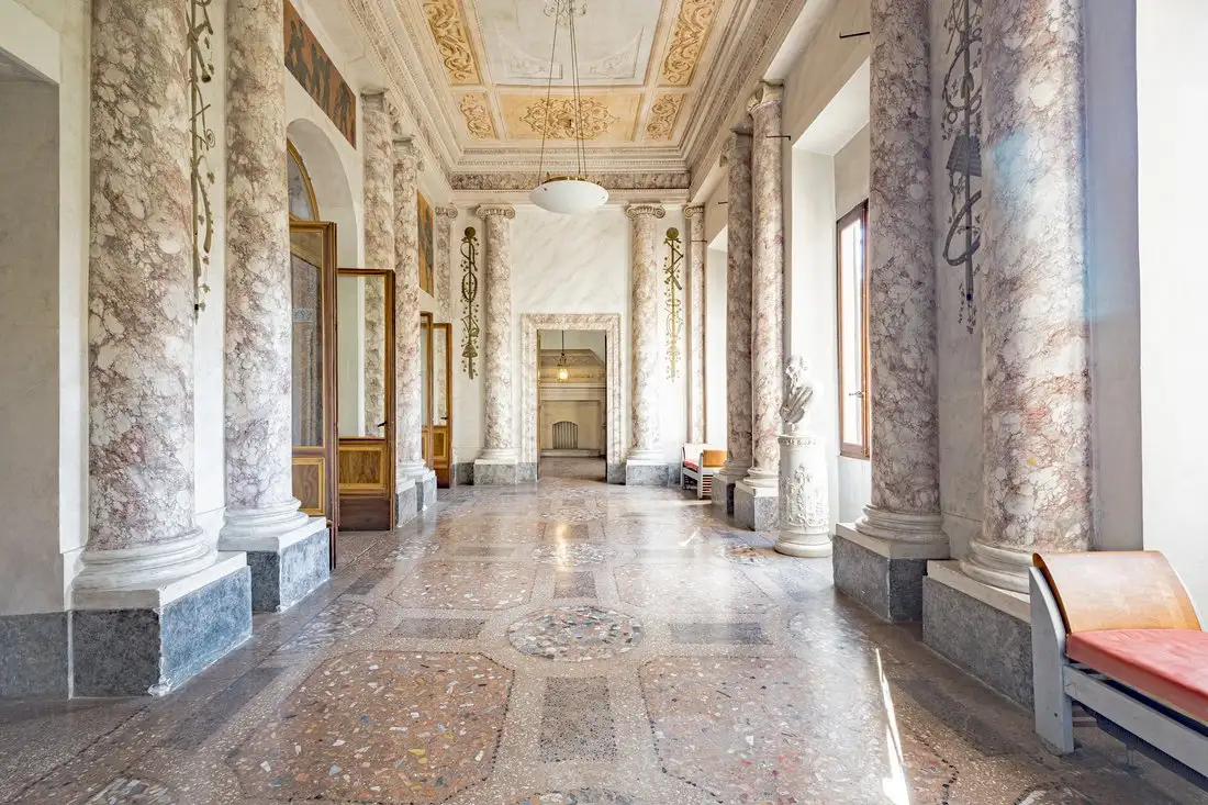 Замок 2956м² в Италии, Кремона. Стоимостью 3741271$ аренда фото-2
