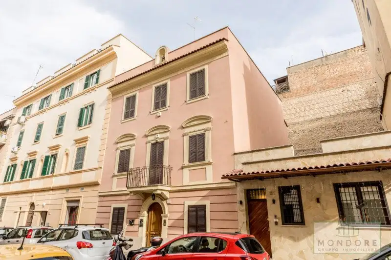 Замок 330м² в Италии, Рим. Стоимостью 1224434$ аренда фото-2