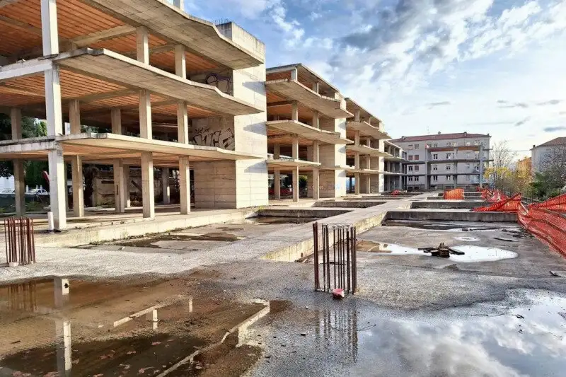 Замок 13355м² в Италии, Мачерата. Стоимостью 3795834$ аренда фото-3