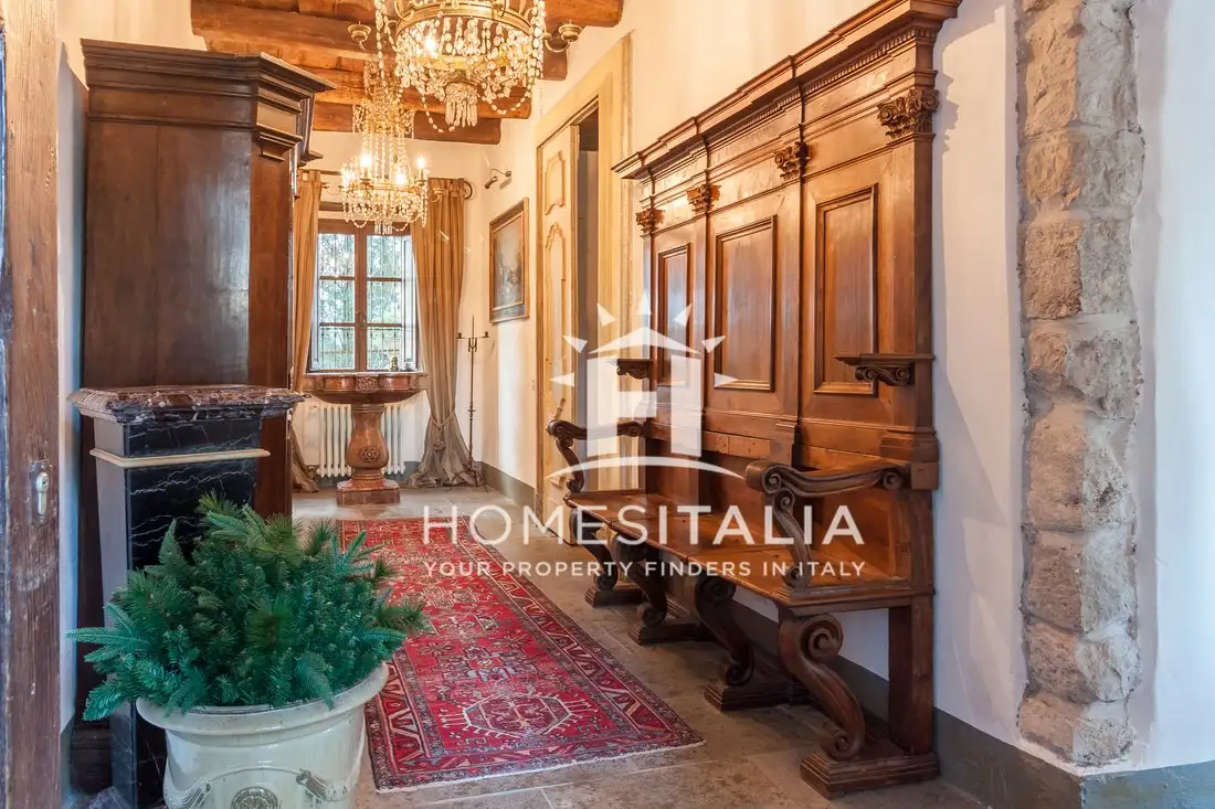 Замок 1400м² в Италии, Кастильоне в Теверине. Стоимостью 3396127$ аренда фото-4