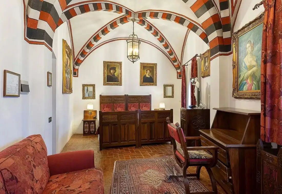 Замок 4500м² в Италии, Павон Канавесе. Стоимостью 33961277$ аренда фото-4