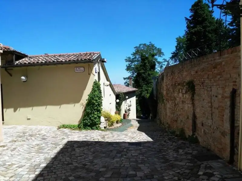 Замок 1200м² в Италии, Монти. Стоимостью 2264085$ аренда фото-2