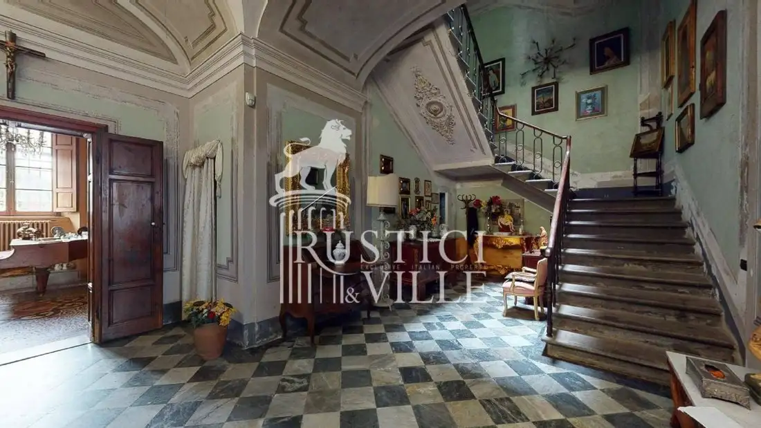 Замок 550м² в Италии, Ле Казин. Стоимостью 673565$ аренда фото-3
