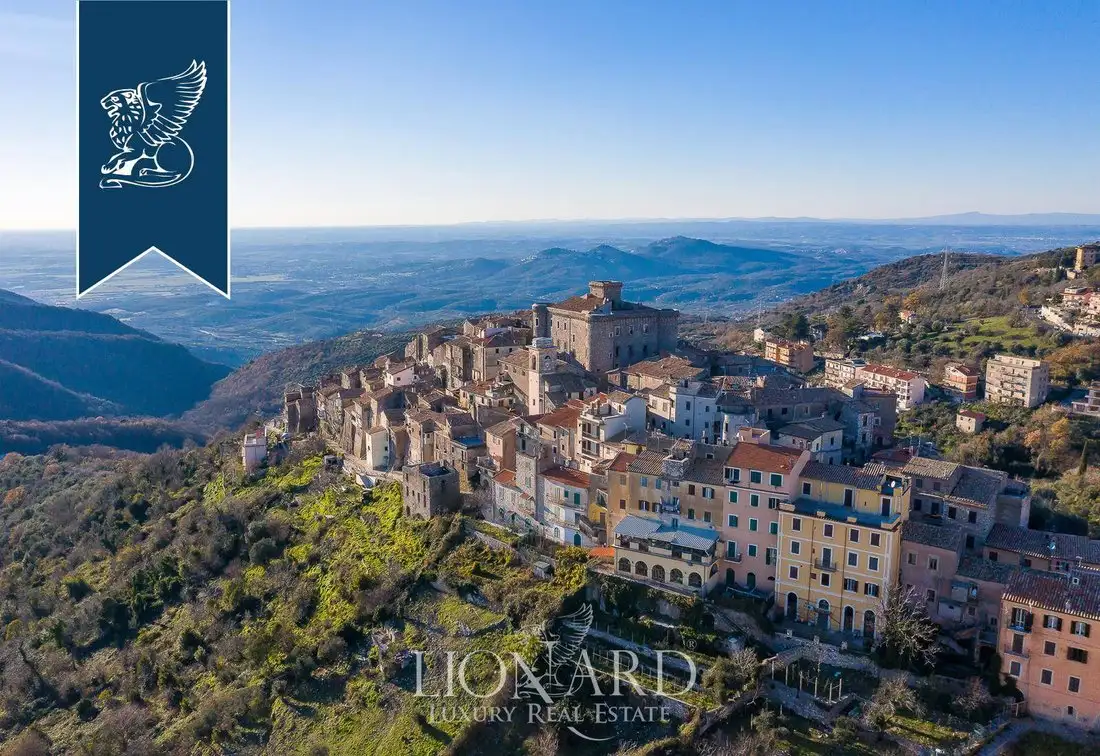 Замок 2000м² в Италии, San Polo dei Cavalieri. Стоимостью 3622536$ аренда фото-3