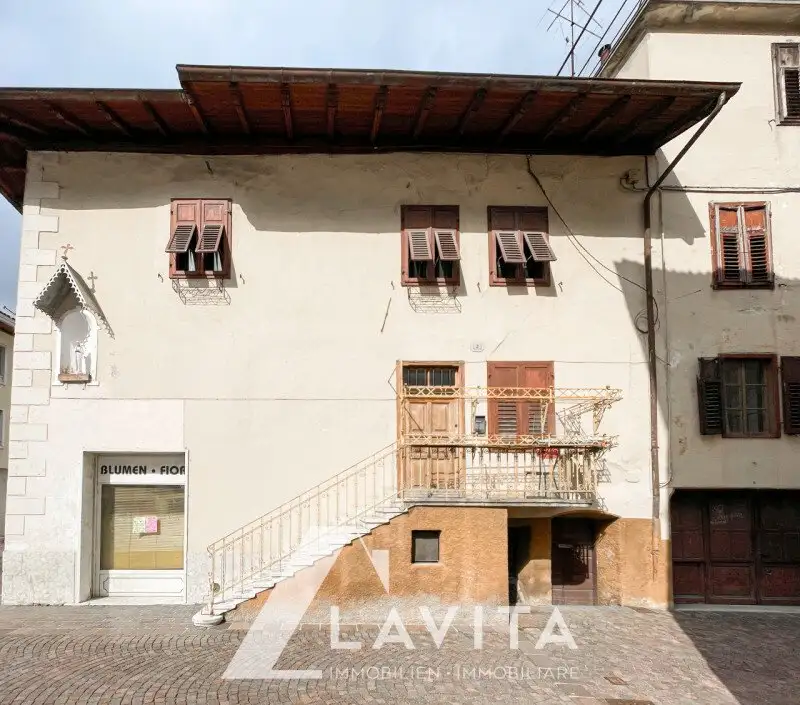 Замок 1000м² в Италии, Салорно. Стоимостью 509419$ аренда фото-5