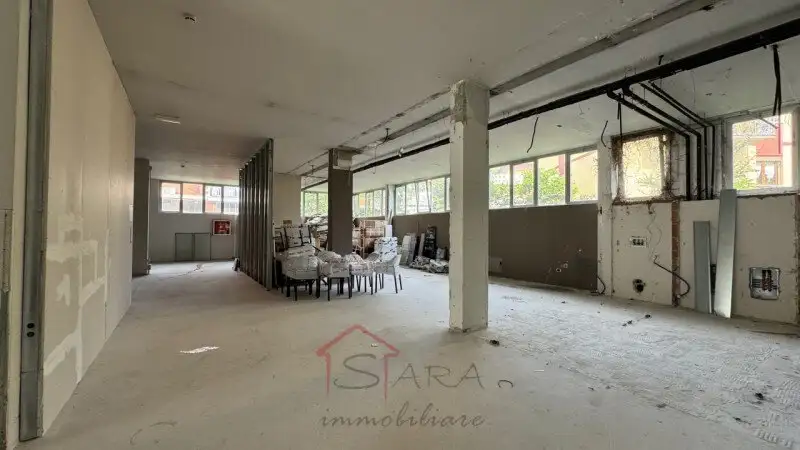 Замок 3000м² в Италии, Падуя. Стоимостью 1867870$ аренда фото-4