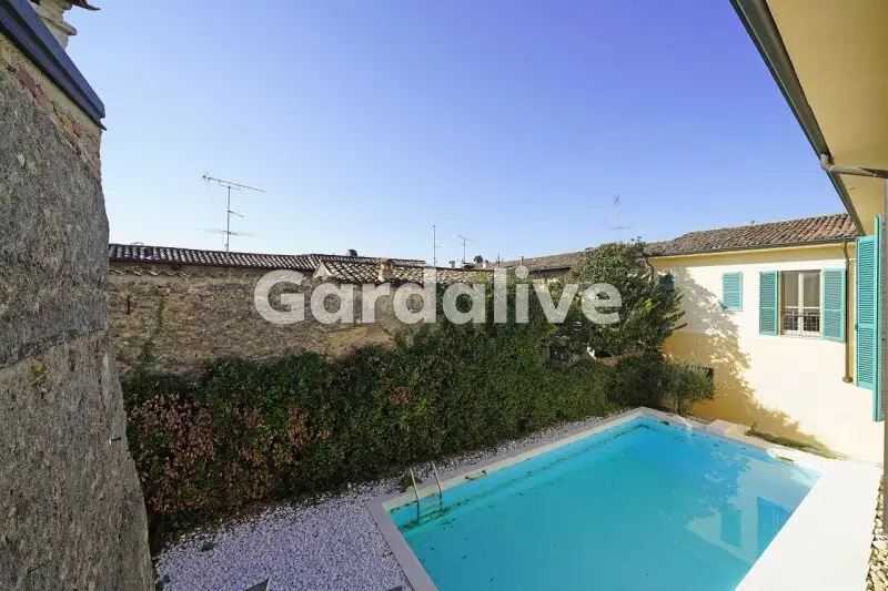 Замок 200м² в Италии, Кавриана. Стоимостью 667905$ аренда фото-4