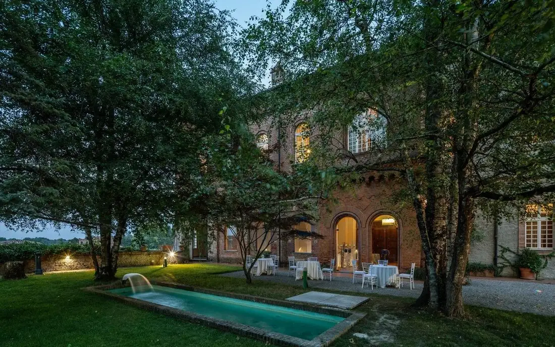 Замок 1700м² в Италии, Алессандрия. Стоимостью 2830106$ аренда фото-4