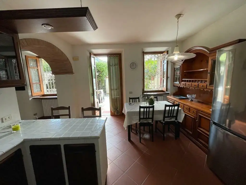 Замок 75м² в Италии, Форте деи Марми. Стоимостью 928274$ аренда фото-5
