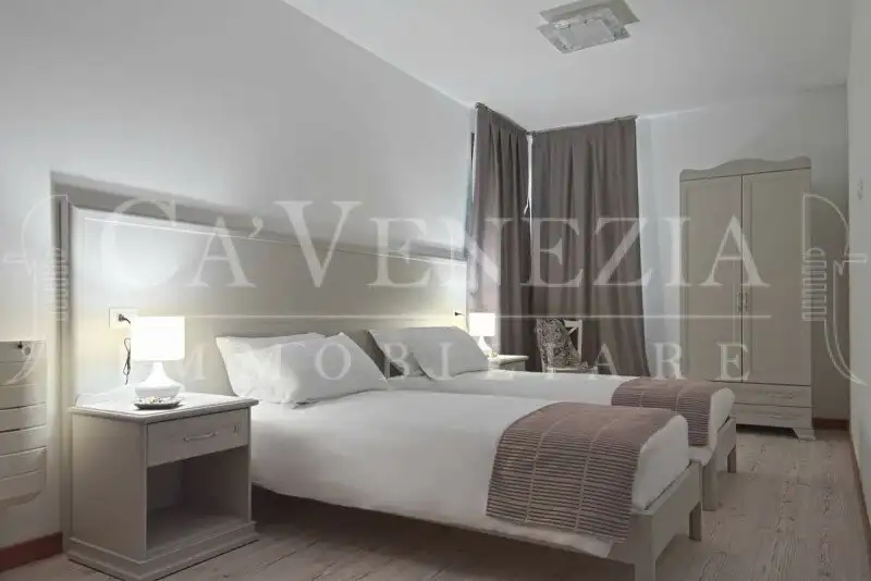 Замок 155м² в Италии, Венеция. Стоимостью 1188644$ аренда фото-5