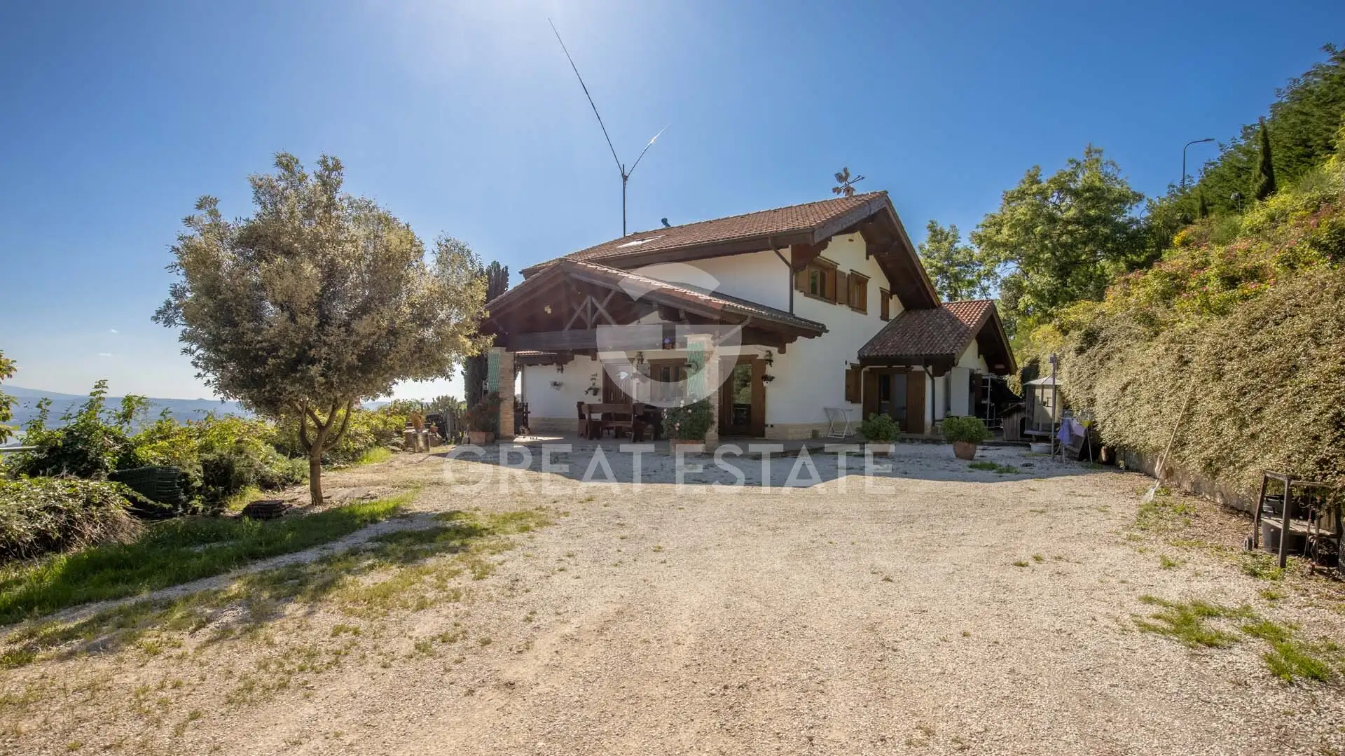 Вилла 369м² в Италии, Перуджа. Стоимостью 780000€ аренда фото-5