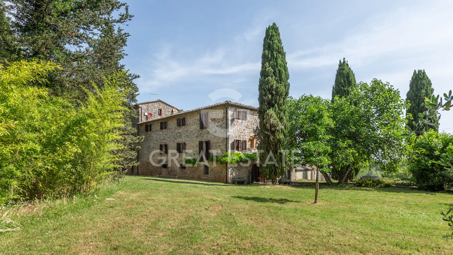 Дом 1166м² в Италии, Сиена. Стоимостью 2200000€ аренда фото-13