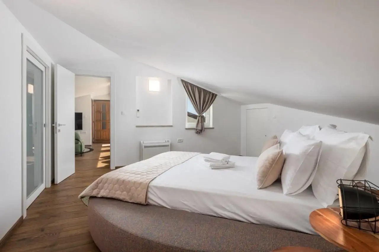 Вилла 463м² в Хорватии, Кралевица. Стоимостью 2100000€ аренда фото-24