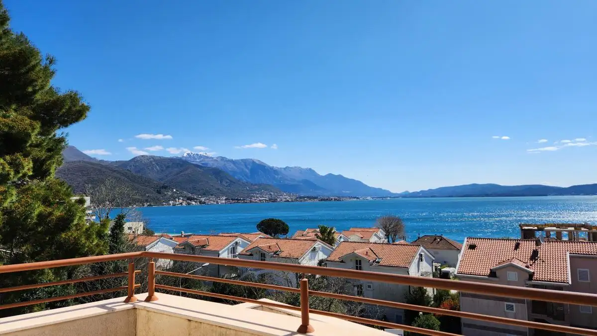 Дом 250м² в Черногории, Биела. Стоимостью 950000€ аренда фото-29