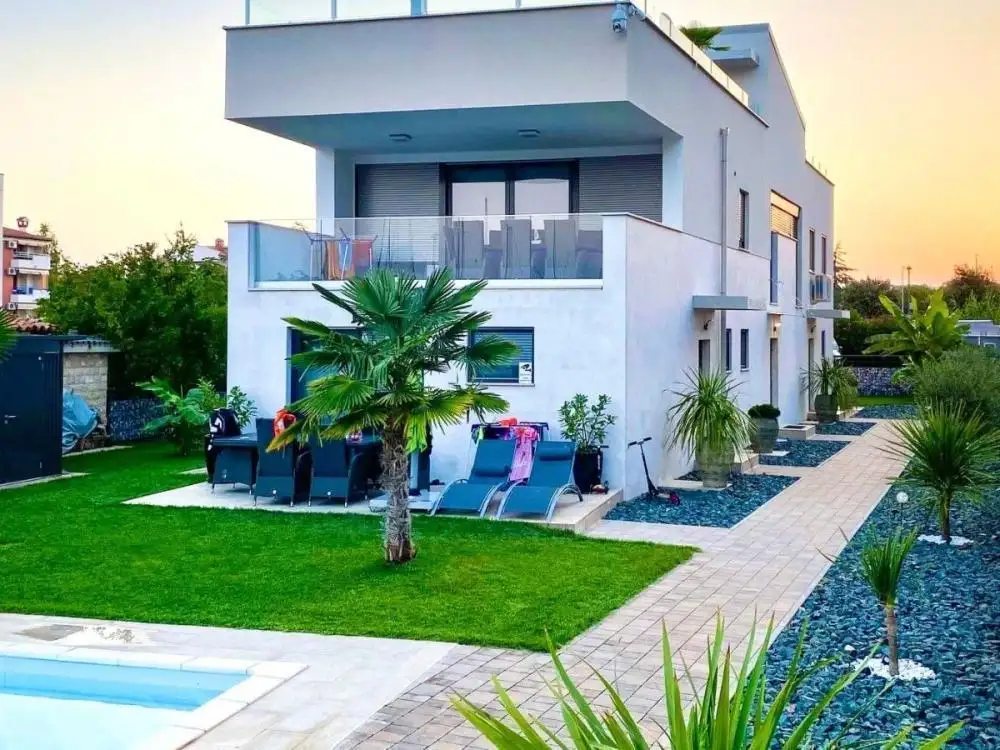Вилла 237м² в Хорватии, Новиград. Стоимостью 1900000€ аренда фото-1