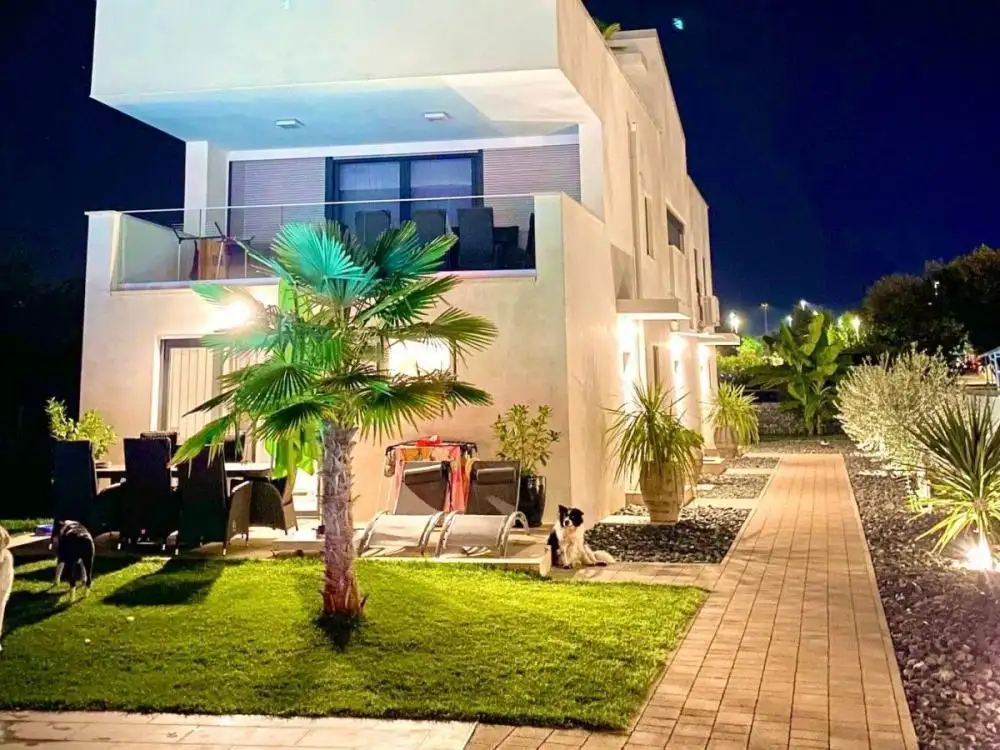 Вилла 237м² в Хорватии, Новиград. Стоимостью 1900000€ аренда фото-6