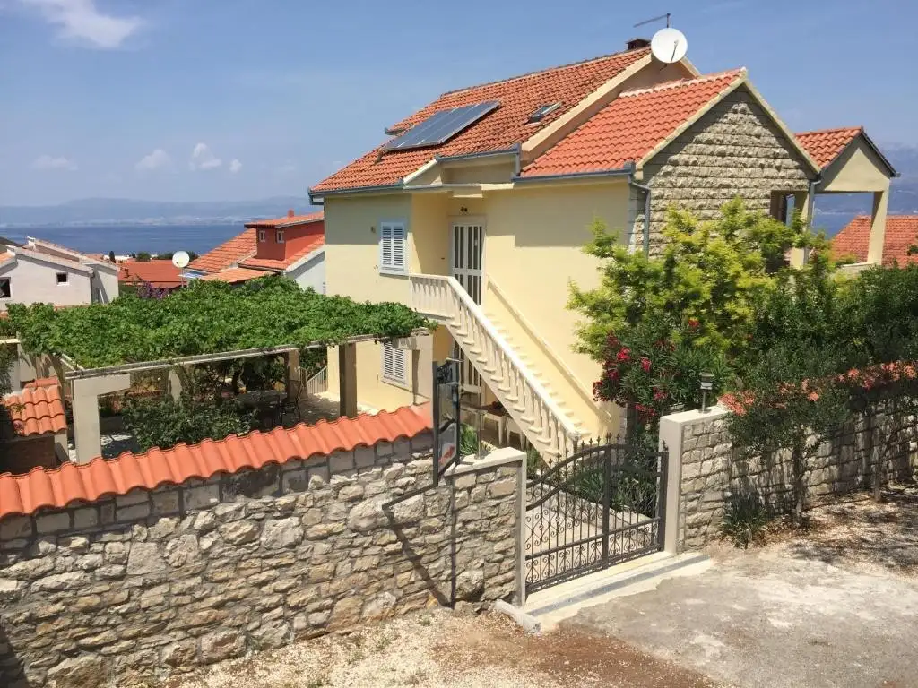 Отель, гостиница 469м² в Хорватии, Супетар. Стоимостью 675000€ аренда фото-9