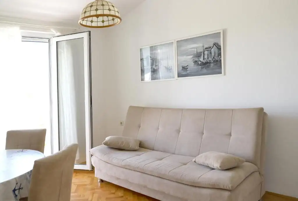 Отель, гостиница 350м² в Хорватии, Малинска. Стоимостью 880000€ аренда фото-13