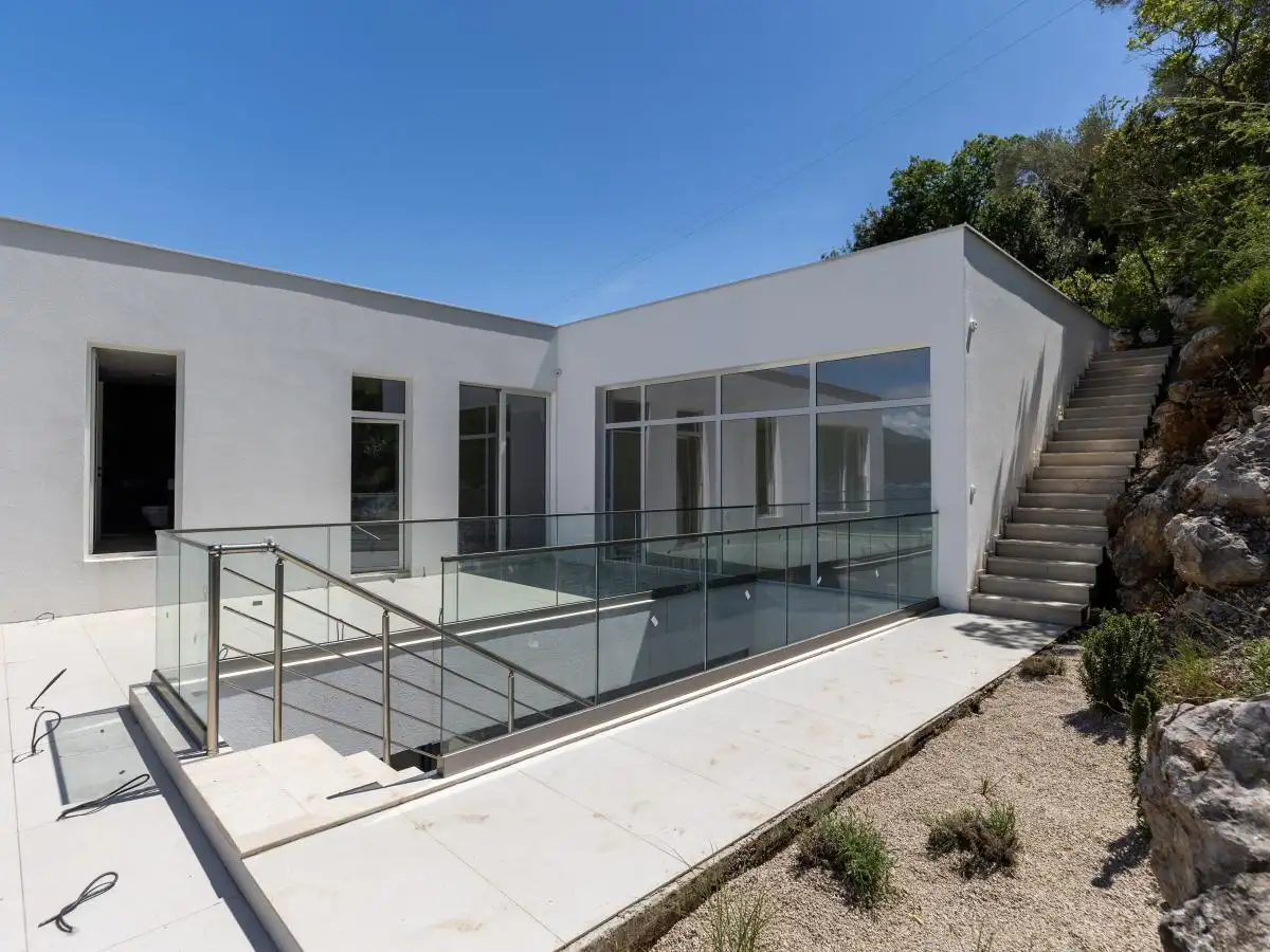 Дом 328м² в Черногории, Крашичи. Стоимостью 1800000€ аренда фото-20
