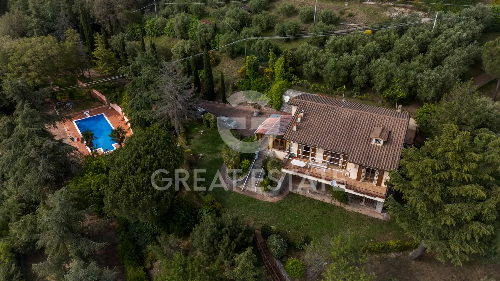 Вилла 460м² в Италии, Перуджа. Стоимостью 900000€ аренда фото-4