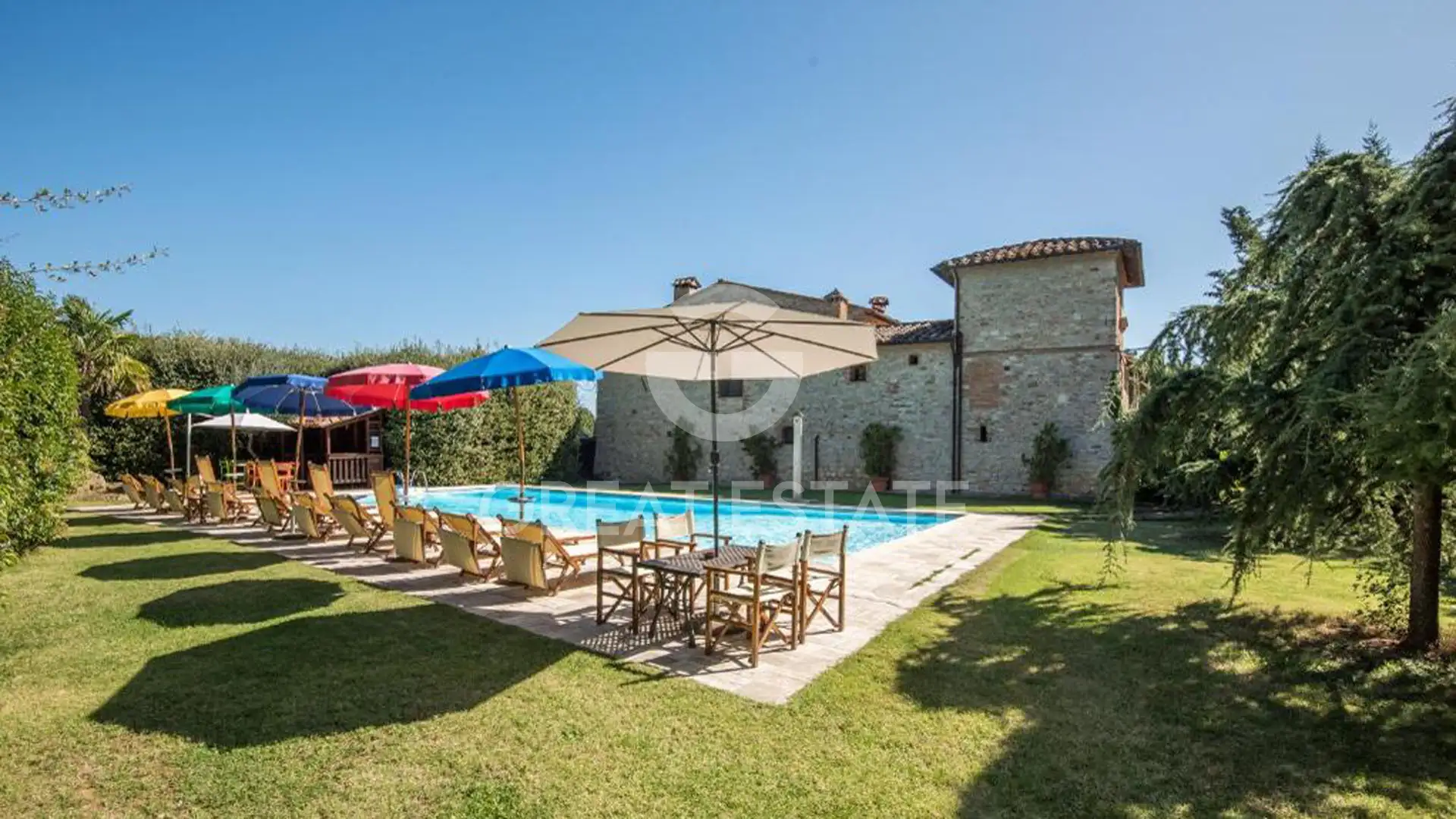 Дом 1211м² в Италии, Сиена. Стоимостью 2850000€ аренда фото-2