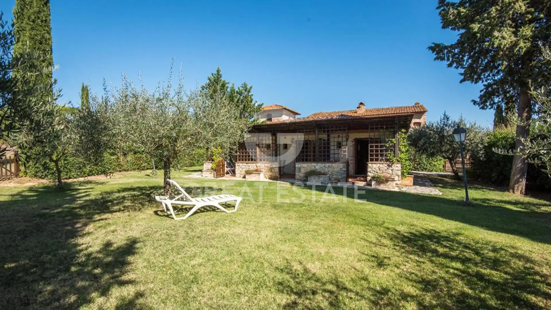 Дом 1211м² в Италии, Сиена. Стоимостью 2850000€ аренда фото-11